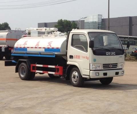 东风吸粪车