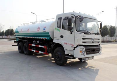 东风后八轮洒水车