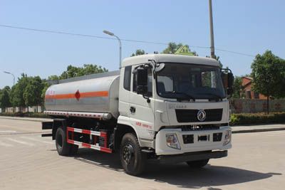 国五东风12吨加油车